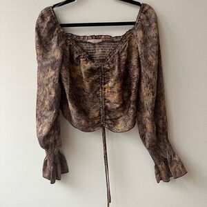 Illa Illa Womens Cropped Top Ruched Tie Front  Smocked Back Long Sleeve Printed